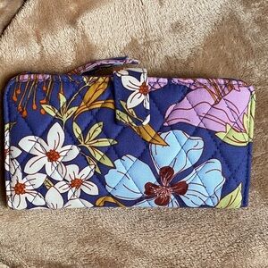 NWOT Vera Bradley Wallet-Coffee Garden